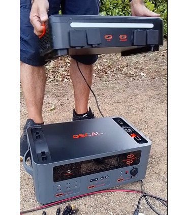 Преносима електростанция OSCAL PowerMax 2400 Pro